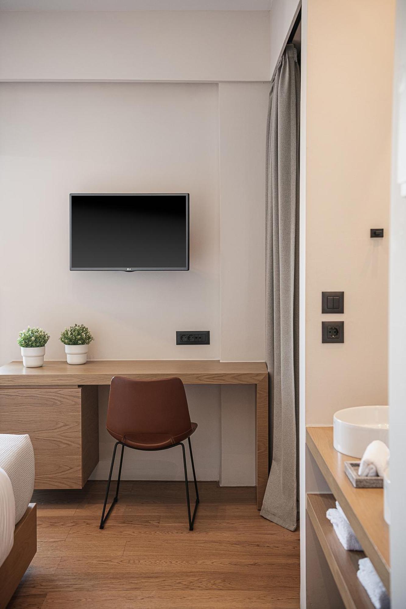 Theofilos City Hotel Hriszí Aktí Haniá Kültér fotó